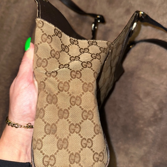 GUCCI CHARMY! - Picture 11 of 11